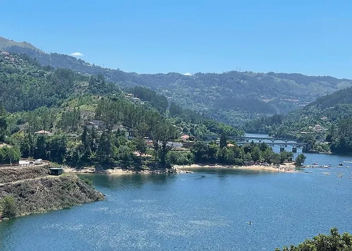 Da Minha Terra 1890 Pres D'un Nyaraló *