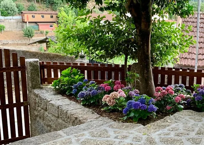 Da Minha Terra 1890 Pres D'un Nyaraló *